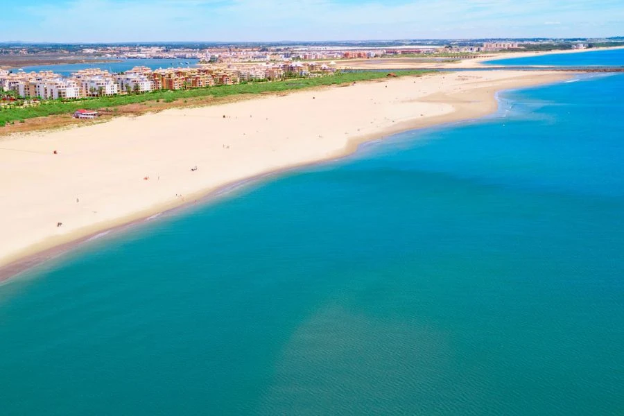 Entorno costero: vender vivienda en Isla Canela